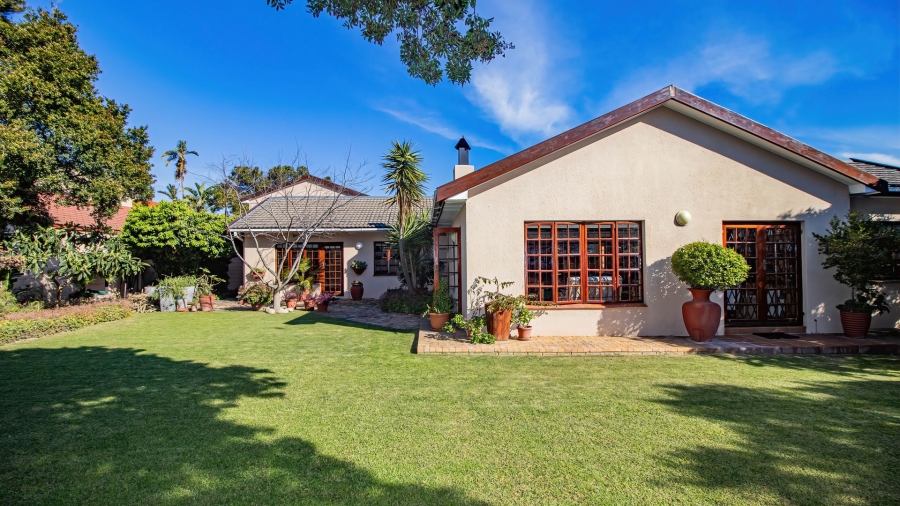 4 Bedroom Property for Sale in Table View Western Cape